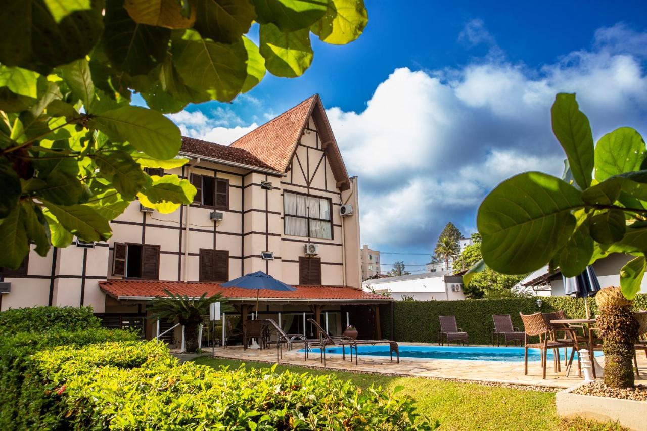 Hotel Steinhausen Colonial Blumenau Exterior photo